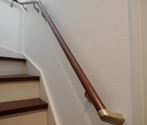 手すりリフォームなら宇治市工務店のスタッツリビングカンパニー