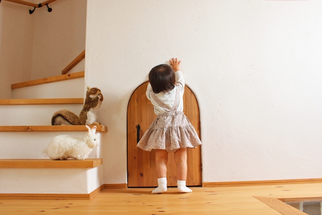 漆喰　無垢床　工務店の自然素材リフォーム